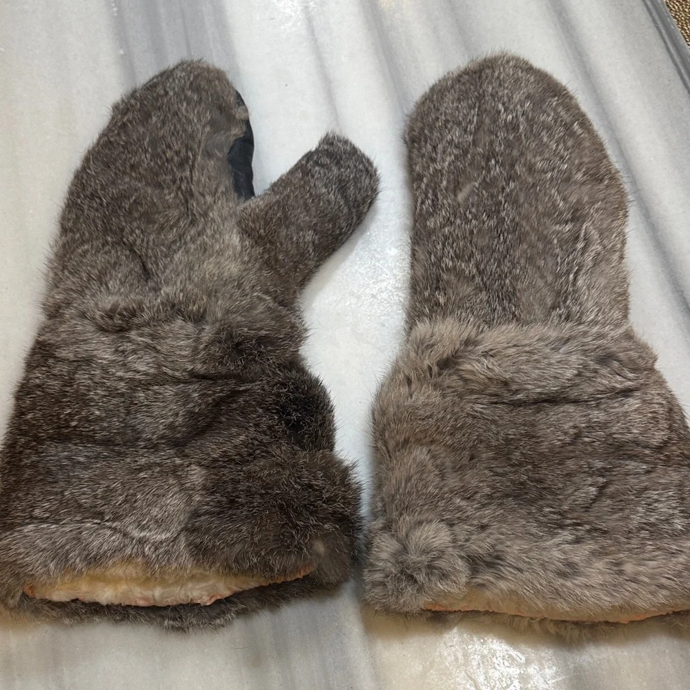 Rare Vintage Rabbit Fur Extra Long Mittens Gloves